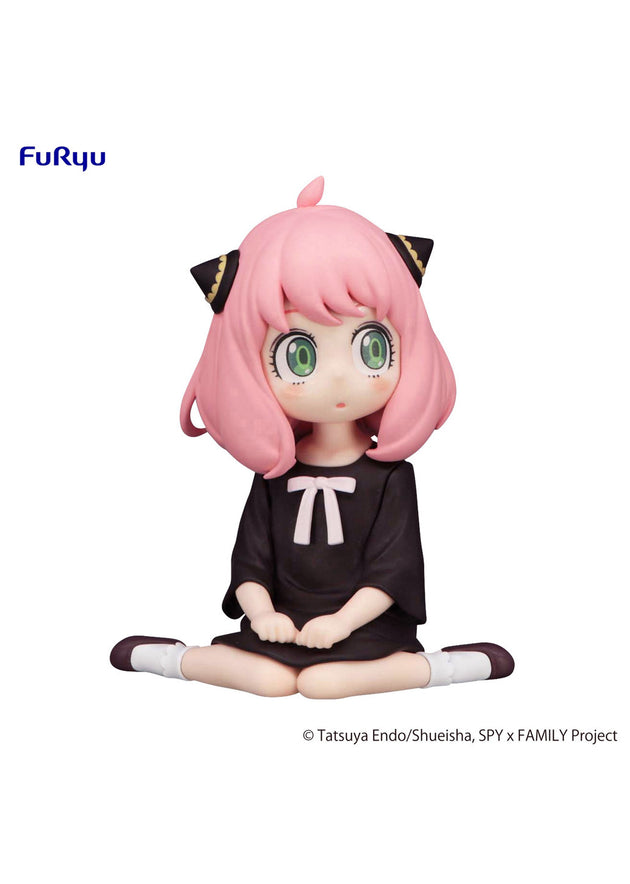 Spy x FAMILY: Noodle Stopper Figure -Anya Forger Sitting on the Floor- (FURYU Corporation)