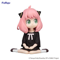 Spy x FAMILY: Noodle Stopper Figure -Anya Forger Sitting on the Floor Smile ver.- (FURYU Corporation)