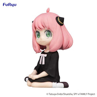 Spy x FAMILY: Noodle Stopper Figure -Anya Forger Sitting on the Floor Smile ver.- (FURYU Corporation)