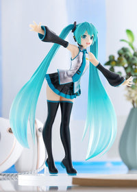 Character Vocal Series 01: Hatsune Miku: POP UP PARADE Hatsune Miku: Translucent Color Ver. (Good Smile Company)