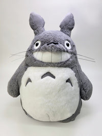 Studio Ghibli Funwari Plush: My Neighbor Totoro - Totoro Grey Smiling (L) [Sun Arrow]