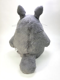 Studio Ghibli Funwari Plush: My Neighbor Totoro - Totoro Grey Smiling (L) [Sun Arrow]