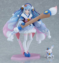 figma: Character Vocal Series 01: Hatsune Miku - Snow Miku: Serene Winter ver. (Max Factory)