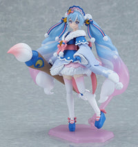 figma: Character Vocal Series 01: Hatsune Miku - Snow Miku: Serene Winter ver. (Max Factory)