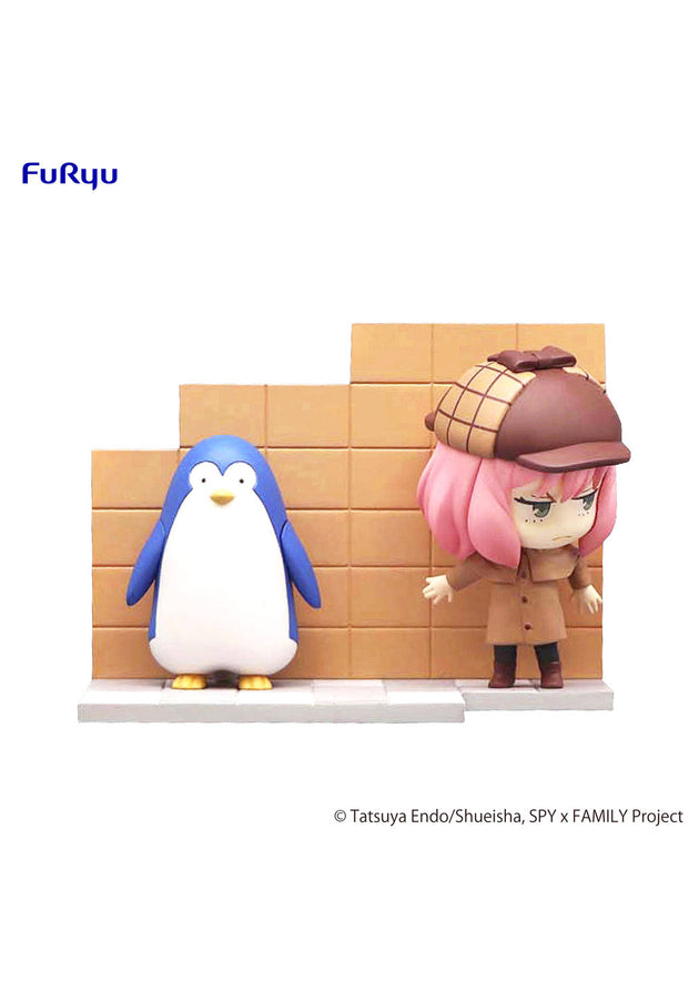SPYxFAMILY: Hold Figure -Anya & Penguin- (FURYU Corporation)