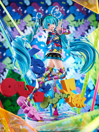 Hatsune Miku: MIKU EXPO 5th Anniv. / Lucky&#9734;Orb: UTA X KASOKU Ver. 1/8 Scale Figure (Good Smile Company)