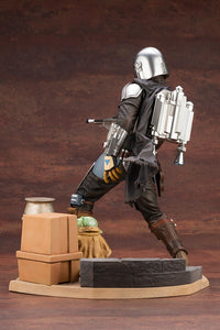 The Mandalorian: Mandalorian & The Child 1/7 Scale ARTFX Figure